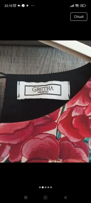 Abito praverile con fantasia floreale