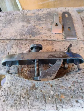 Cepillo de carpintero curvo n°20