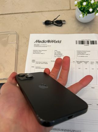 iPhone 15 128GB Nero - Come Nuovo