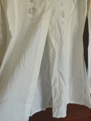 Camicia Motivi Beige Ricamata