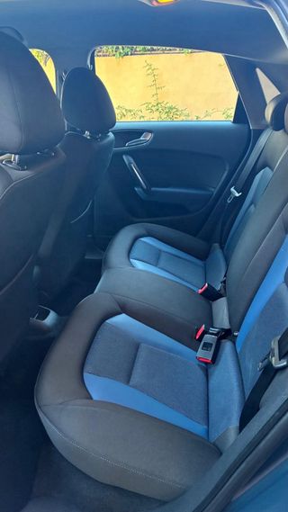 Audi A1 automático etiqueta C