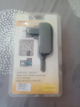 Lote Elettronici: Caricatori e Cavi