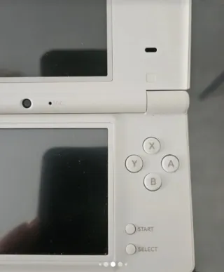 Nintendo DSi Bianco 2009 con scatola e manuali