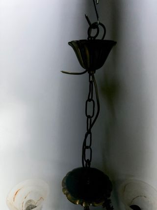 Lámpara de techo antigua dorada