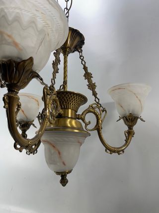 Lámpara de techo antigua dorada