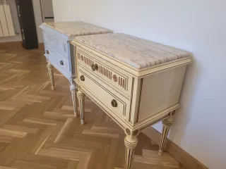 Mesitas de noche antiguas mármol y madera