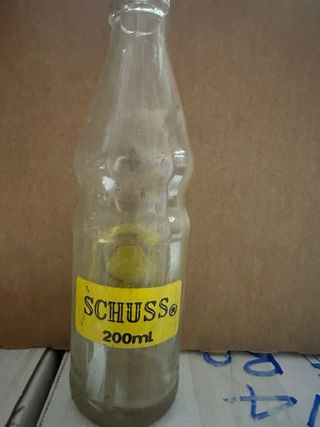 Botella de refresco Schuss vintage