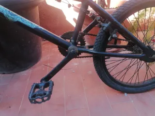 Bici BMX TRIBE para saltos