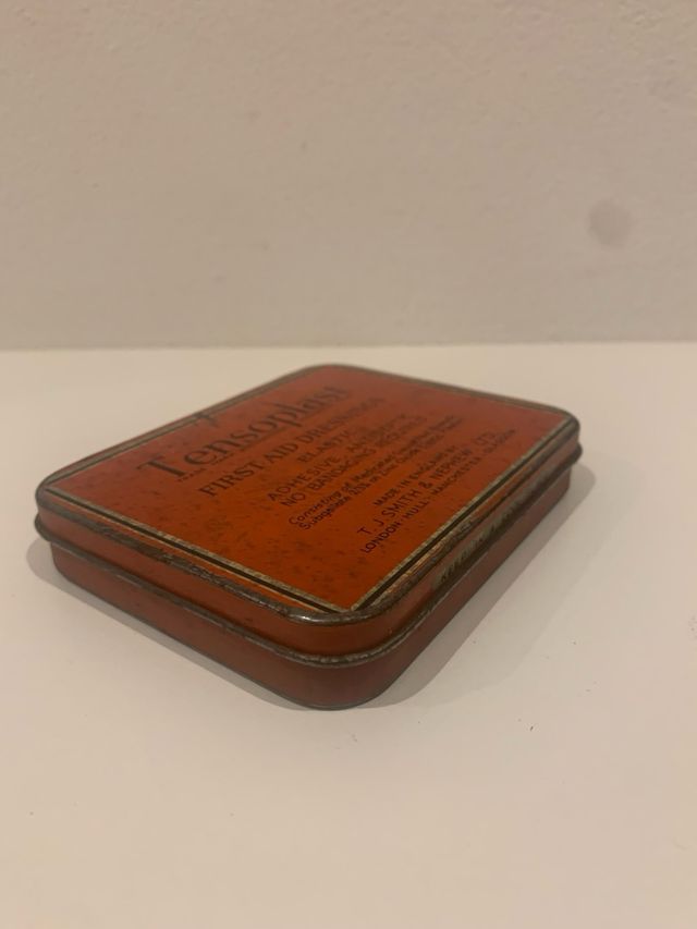 Scatola di latta Tensoplast vintage
