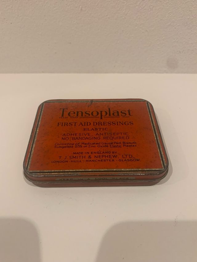 Scatola di latta Tensoplast vintage