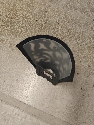 Aplique de pared. Metal Negro y cristal