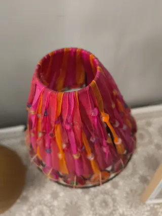 Lámpara de mesa decorativa