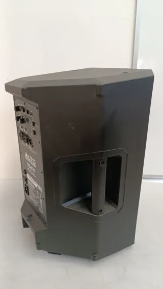 Altavoz Autoamplificado Alto W31Y2041