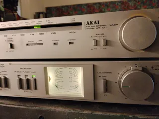 Amplificador Akai AM-U01 Plata
