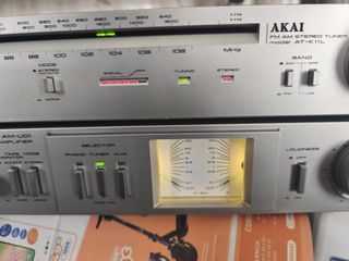 Amplificador Akai AM-U01 Plata