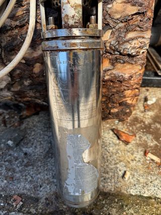 Bomba sumergible 380V Trifazico
