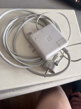 MacBook Blanco - No enciende