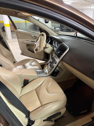 Volvo XC60 2011