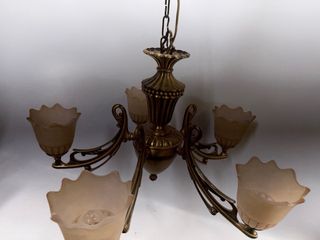 Lámpara de techo antigua