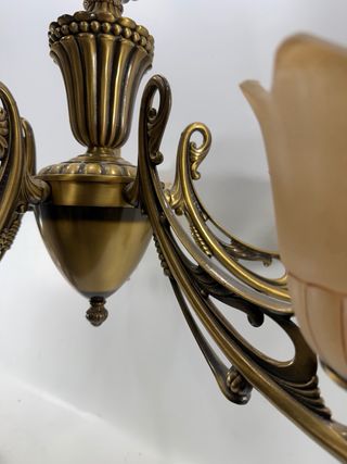 Lámpara de techo antigua