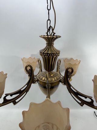 Lámpara de techo antigua