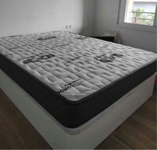 Materasso e base letto in tessuto