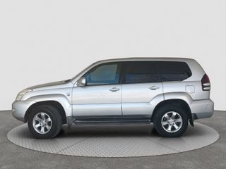 TOYOTA LAND CRUISER 3.0 D-4D 166 VXL 5P 7 PL