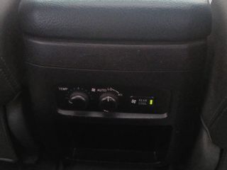 TOYOTA LAND CRUISER 3.0 D-4D 166 VXL 5P 7 PL