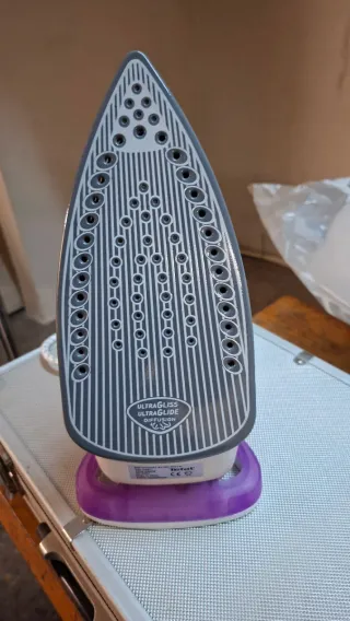 Plancha Tefal Supergliss 4491 Morada