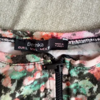 2 Top BSK cremallera frontal negro/ estampado flor