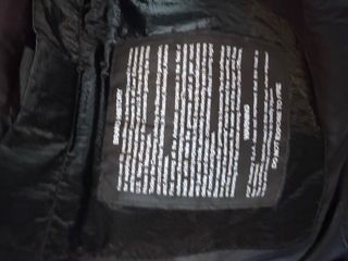 Chaqueta Blauer Negra Plumas