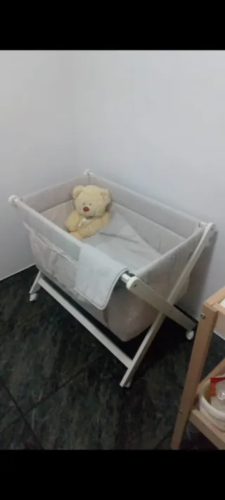 Minicuna con osito y manta