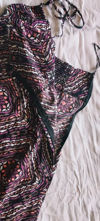 Vestito fantasia viola e rosa