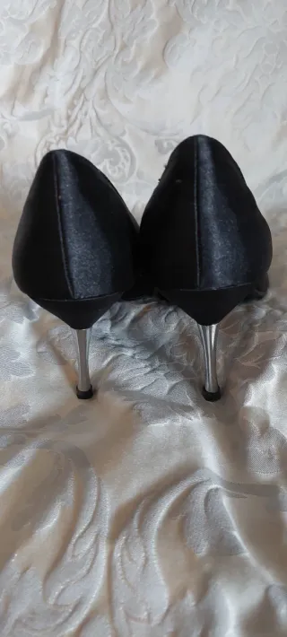 Décolleté nere tacco metallo