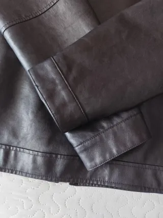 Cazadora motera hombre negra