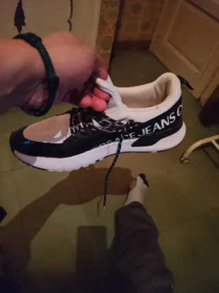 Zapatillas Versace Jeans Couture Negras y Blancas