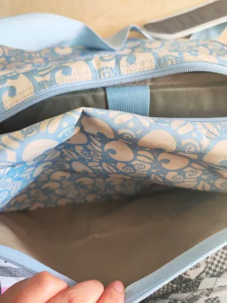 Bolso bandolera Reebok estampado