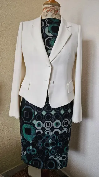 Giacchetta bianca e 4 abiti