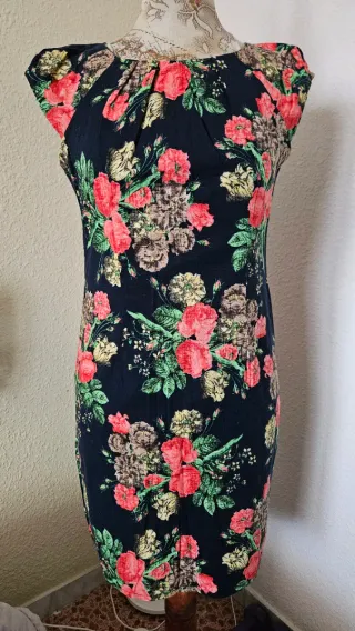 Giacchetta bianca e 4 abiti