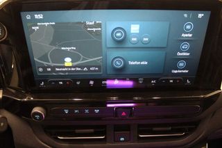 Ford Tourneo Custom 2025