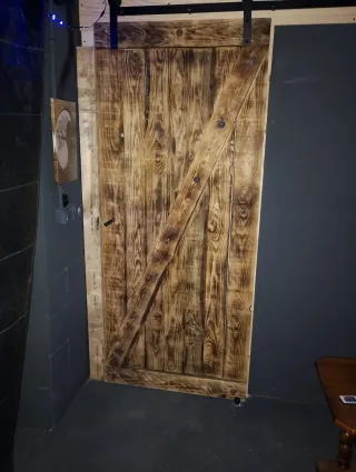Puerta estilo granero madera rústica