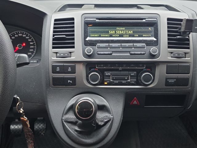 VOLKSWAGEN  MULTIVAN SPECIAL T5