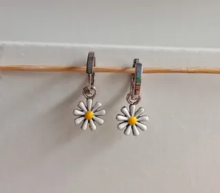 Pendientes Aro dos en uno Margaritas.