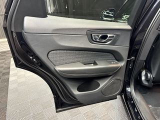 Volvo XC60 2.0 B4 D Core Auto