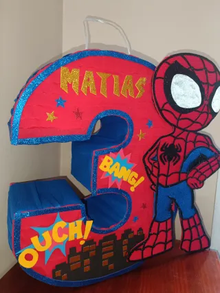 Piñata Número 3 Spiderman