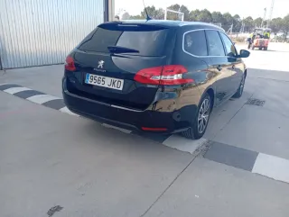 Peugeot 308 2016