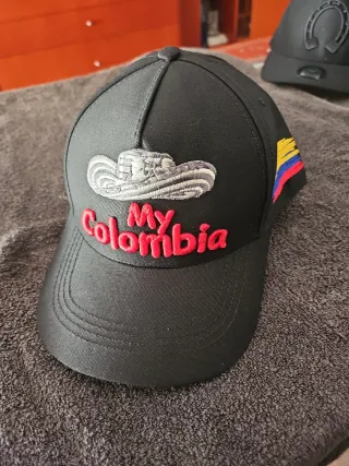 Gorra Negra Bordada My Colombia