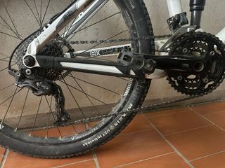 Bicicleta trek v8 2016