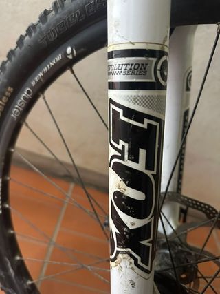 Bicicleta trek v8 2016