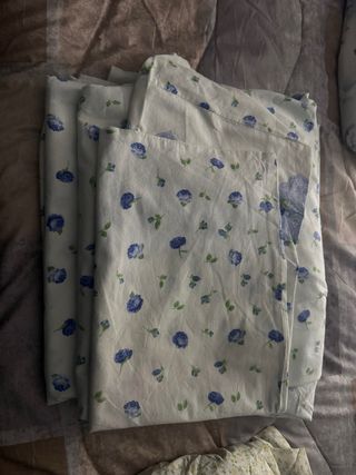 Lenzuola 1 piazza con fiori blu